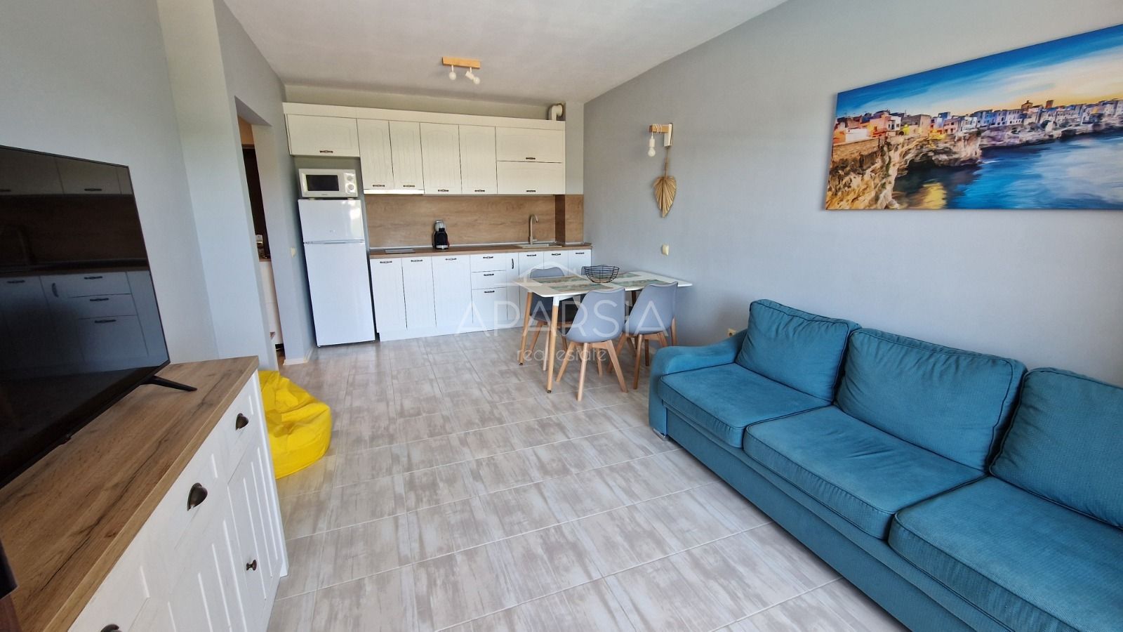 Krásný dvoupokojový  apartmán s panoramatickým výhledem, 150 m od pláže Kavatsi - Sozopol 