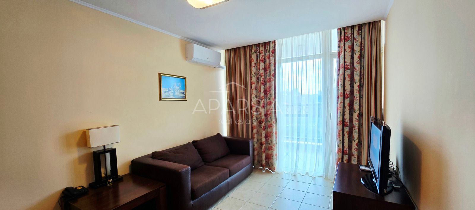 Moderní, kompletně zařízený apartmán v komplexu Sunset Resort 3