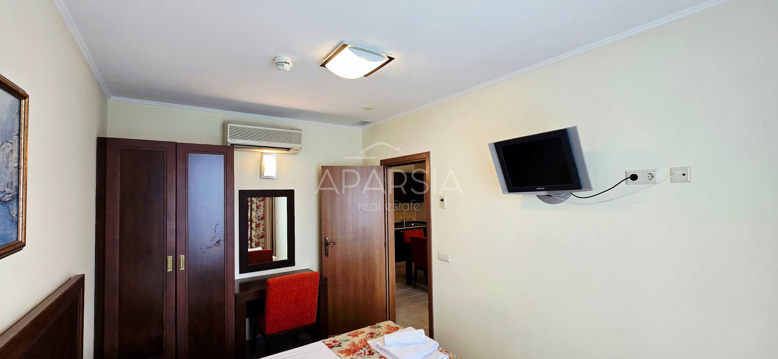 Moderní, kompletně zařízený apartmán v komplexu Sunset Resort 5