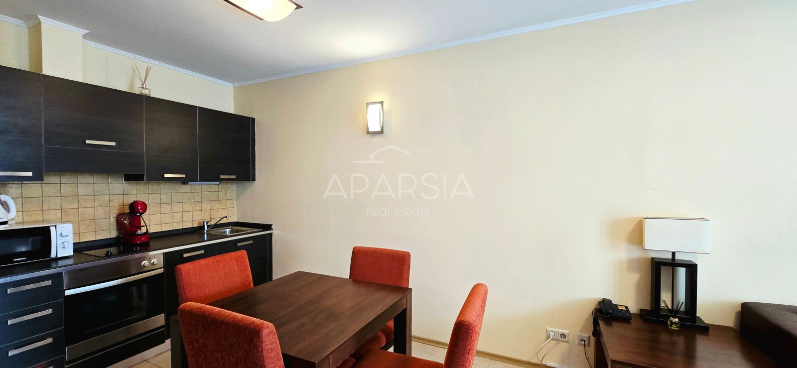 Moderní, kompletně zařízený apartmán v komplexu Sunset Resort 2