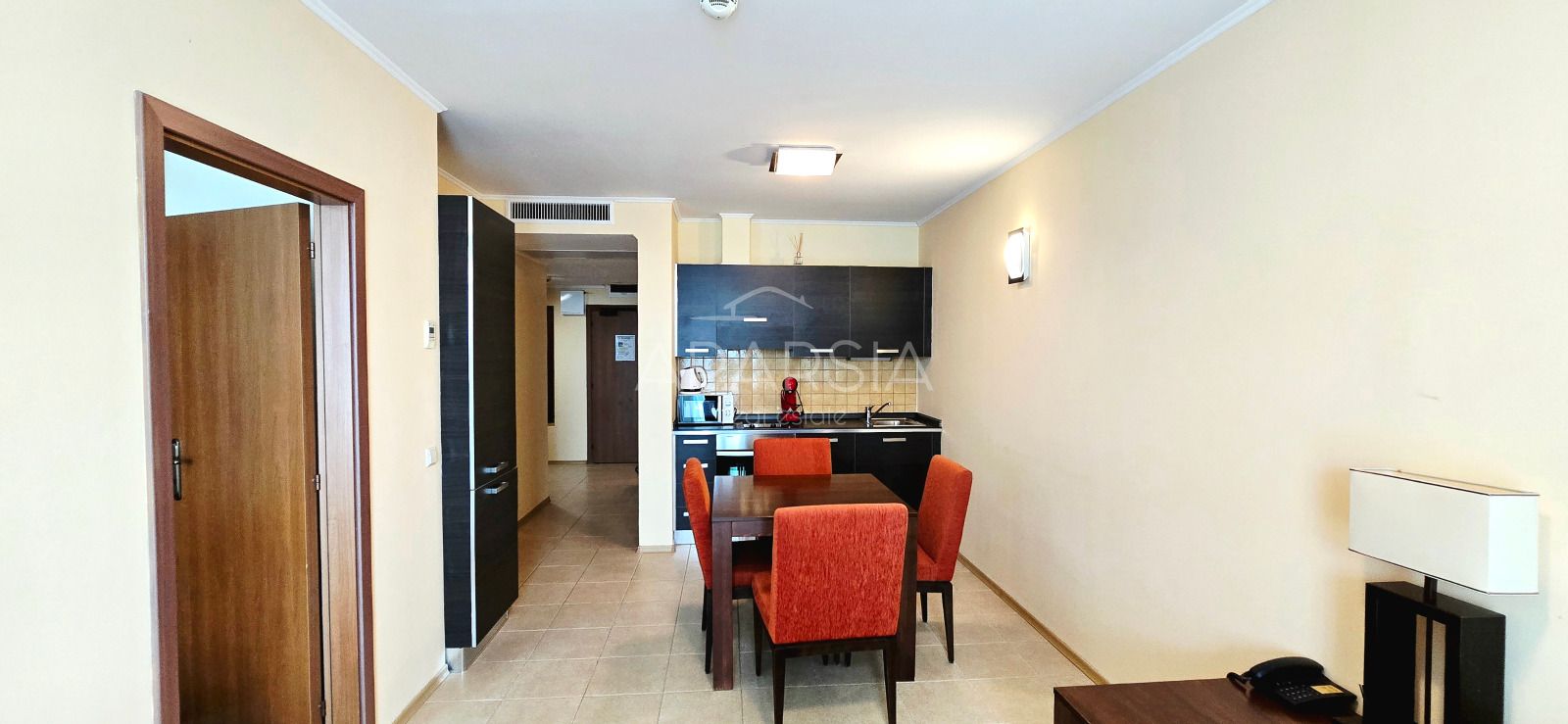 Moderní, kompletně zařízený apartmán v komplexu Sunset Resort
