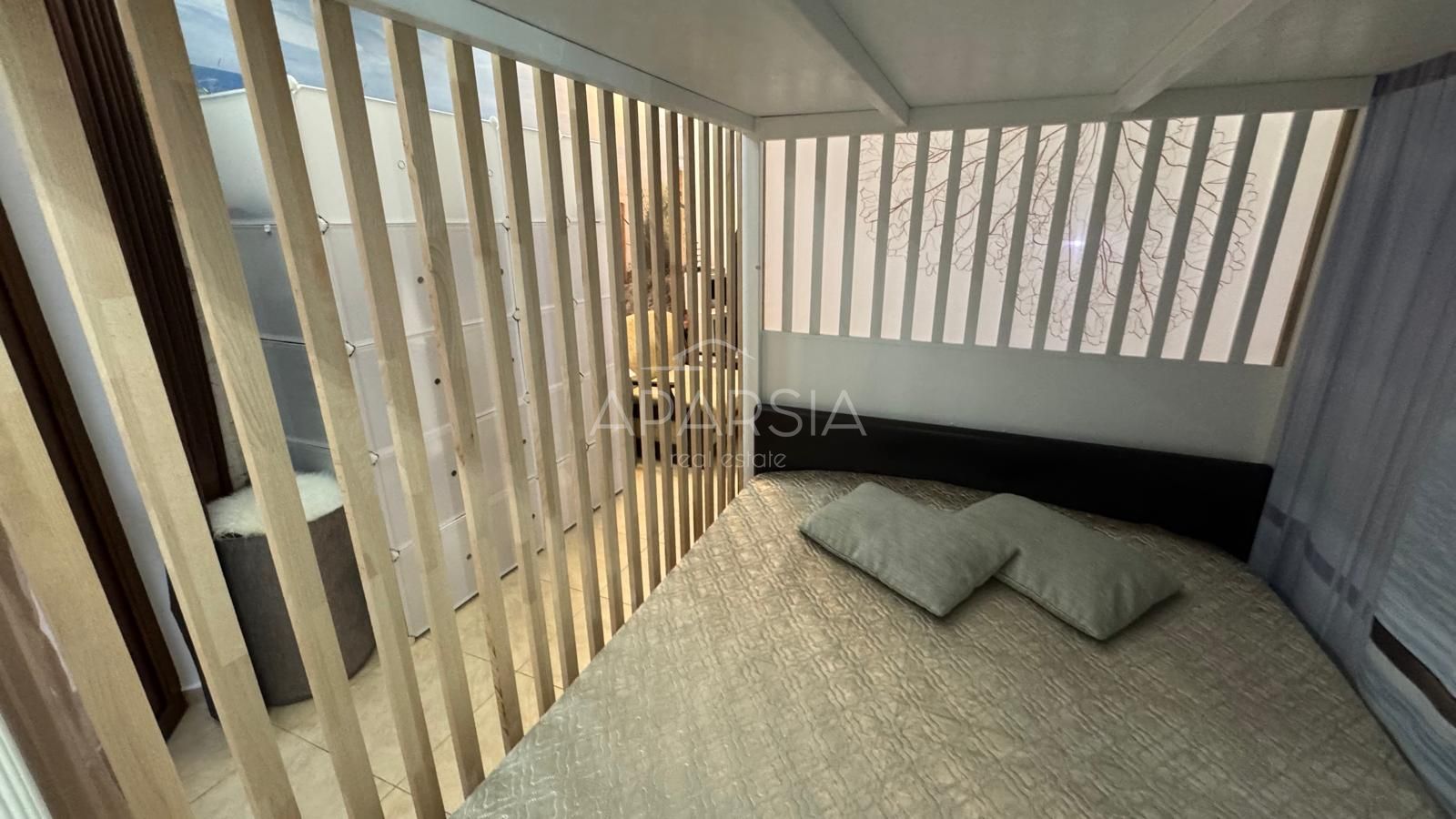 Jen 200 metrů od pláže: zařízené studio ve Sveti Vlasu za 52 000 €