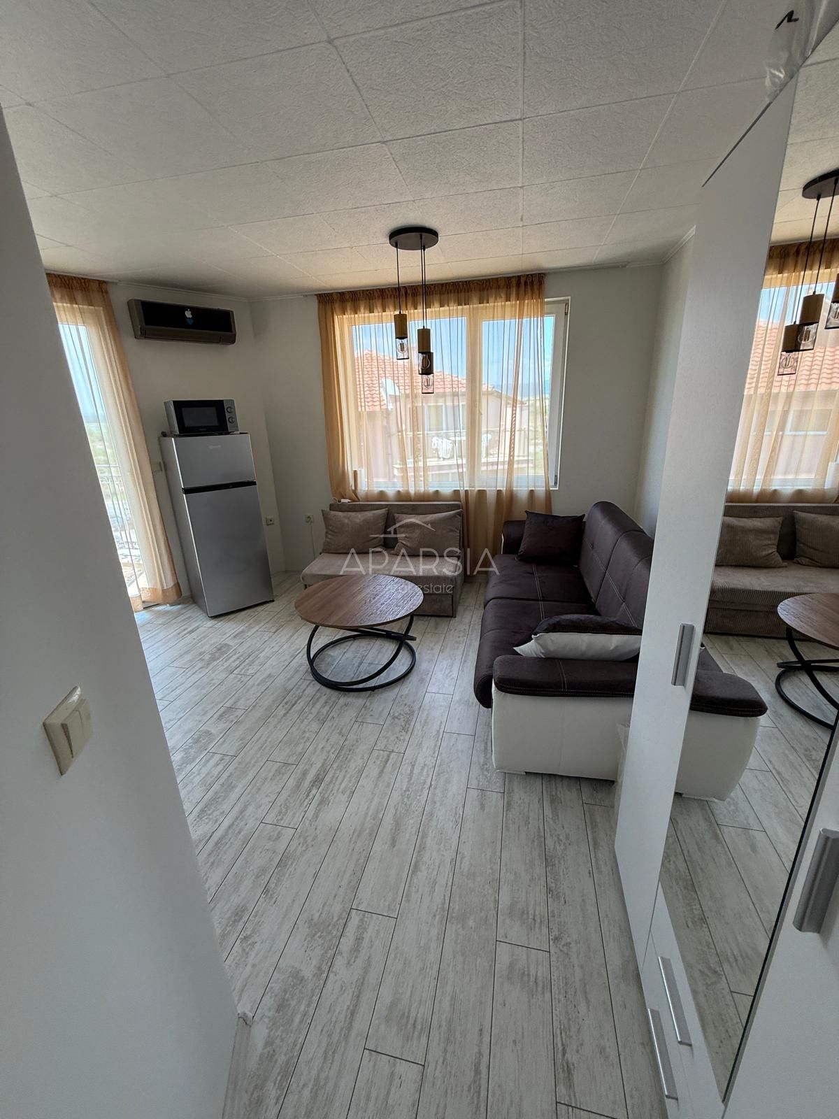 Vlastní apartmán u moře za 47 000 €: bazén, výtah a nízké roční náklady