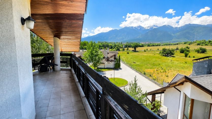 Výhled na Pirin z vlastního balkonu: zařízený apartmán za 70 500 €