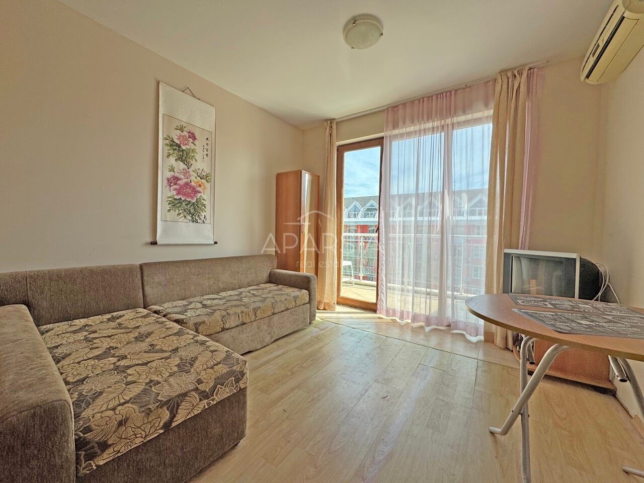 Studio u moře za 50 000 €: 34 m² jen 600 metrů od pláže