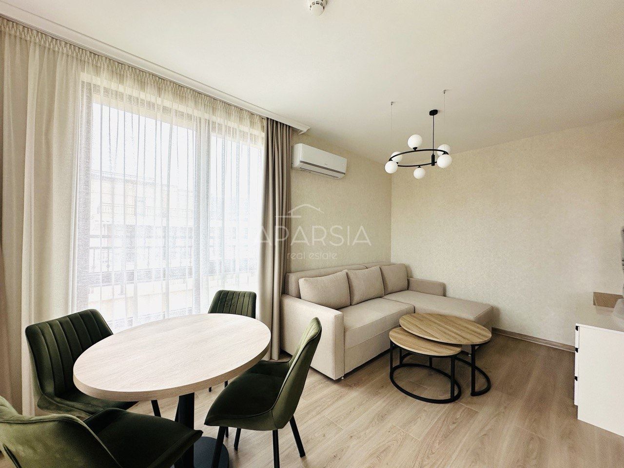 Prostorný apartmán u moře: 100 m² jen 300 metrů od pláže ve Sveti Vlas