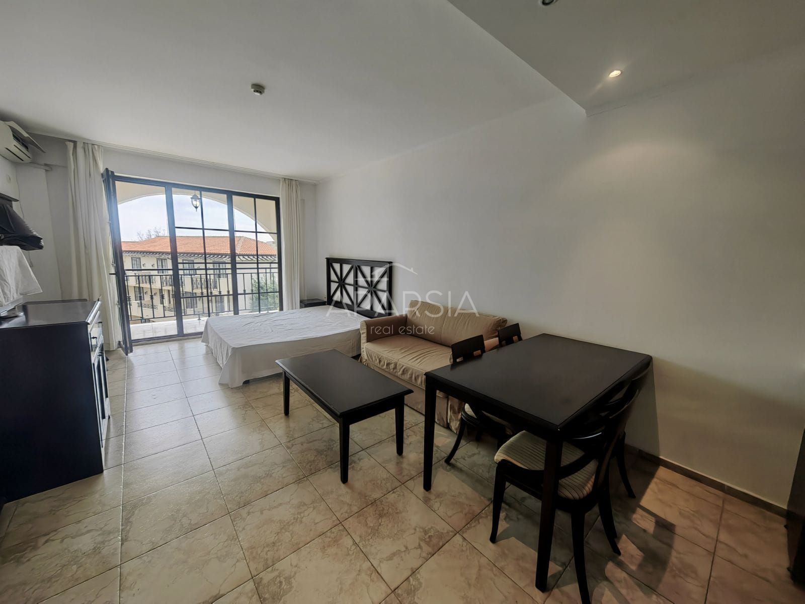 Frontální výhled na moře jako z pohlednice: 64 m² s terasou v The Cliff Obzor 5