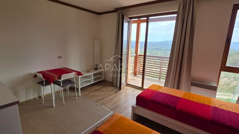 Výhled na hory, balkon a skvělá cena: apartmán v Bansku za 50 000 €