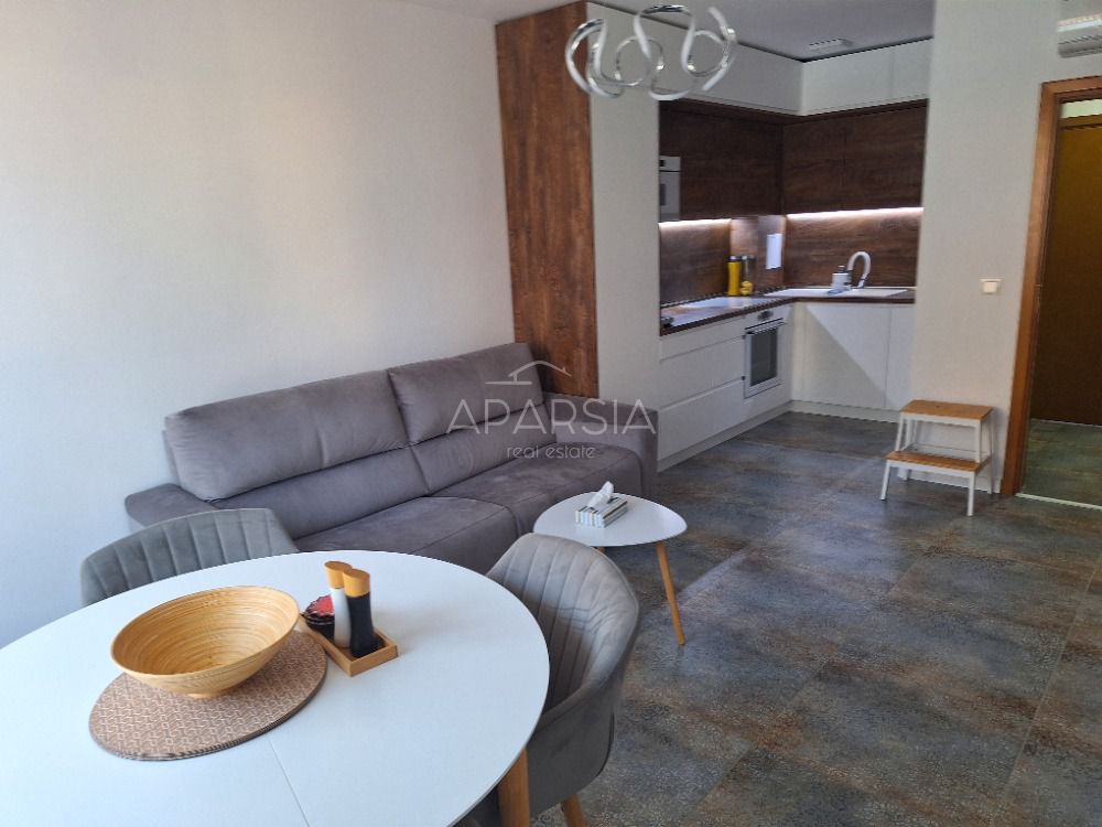 Musíte vidět: Luxusní 3-pokojový apartmán v komplexu Arkadia