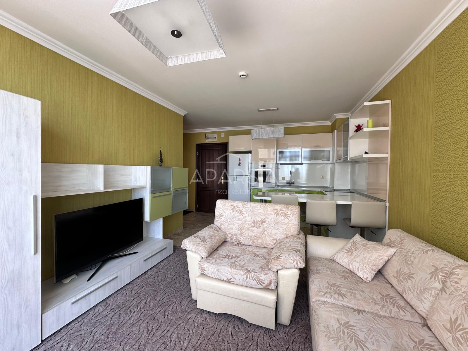 Apartmán s výhledem na moře a velkou terasou jen 150 metrů od pláže 4