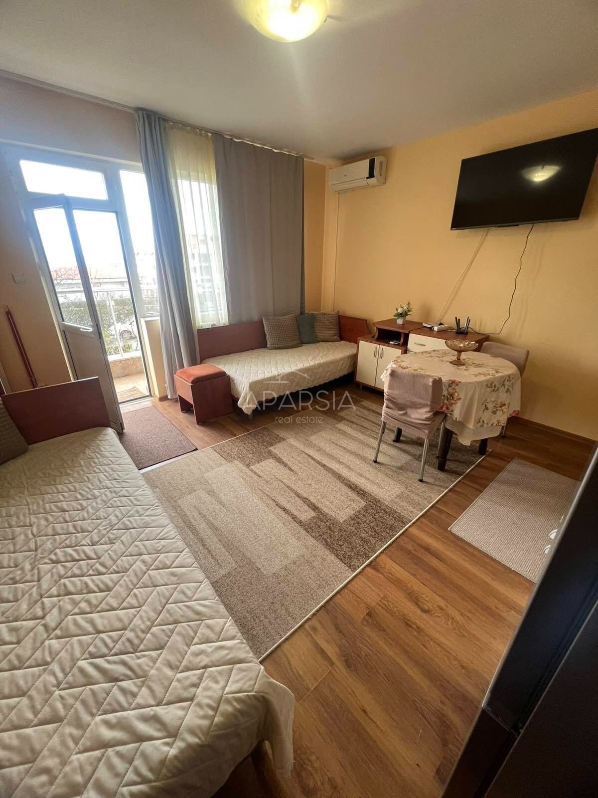 Útulné studio u moře: 37 m² jen 500 metrů od pláže ve Sveti Vlas