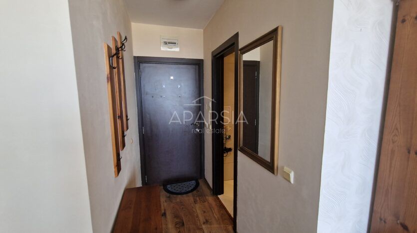 Cozy studio with a terrace and Rila Mountains view in an all-year SPA resort 5