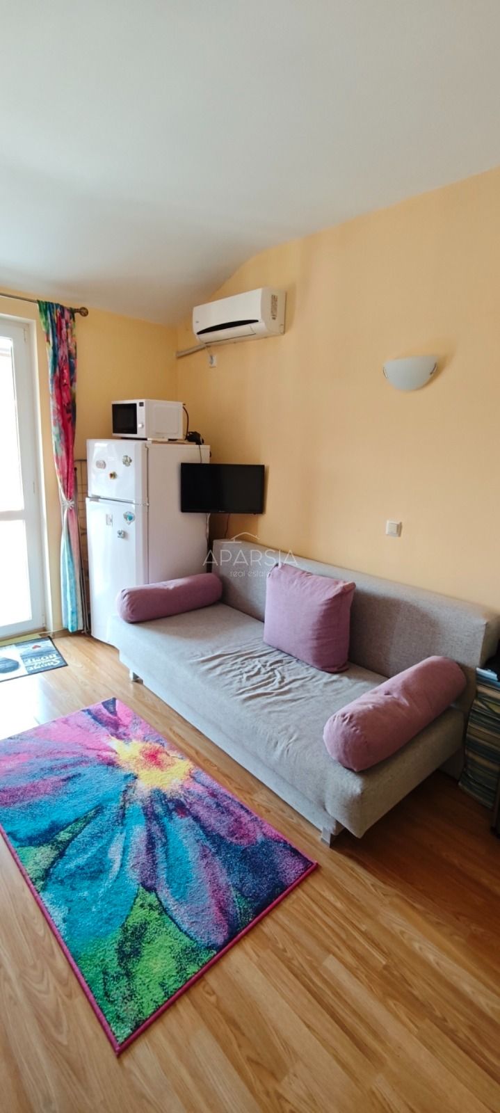 Apartmán s bazénem za 54 500 €: ideální pro dovolenou i pronájem