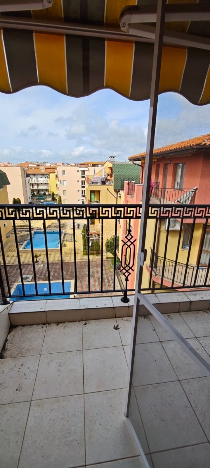 Apartmán s bazénem za 54 500 €: ideální pro dovolenou i pronájem 3