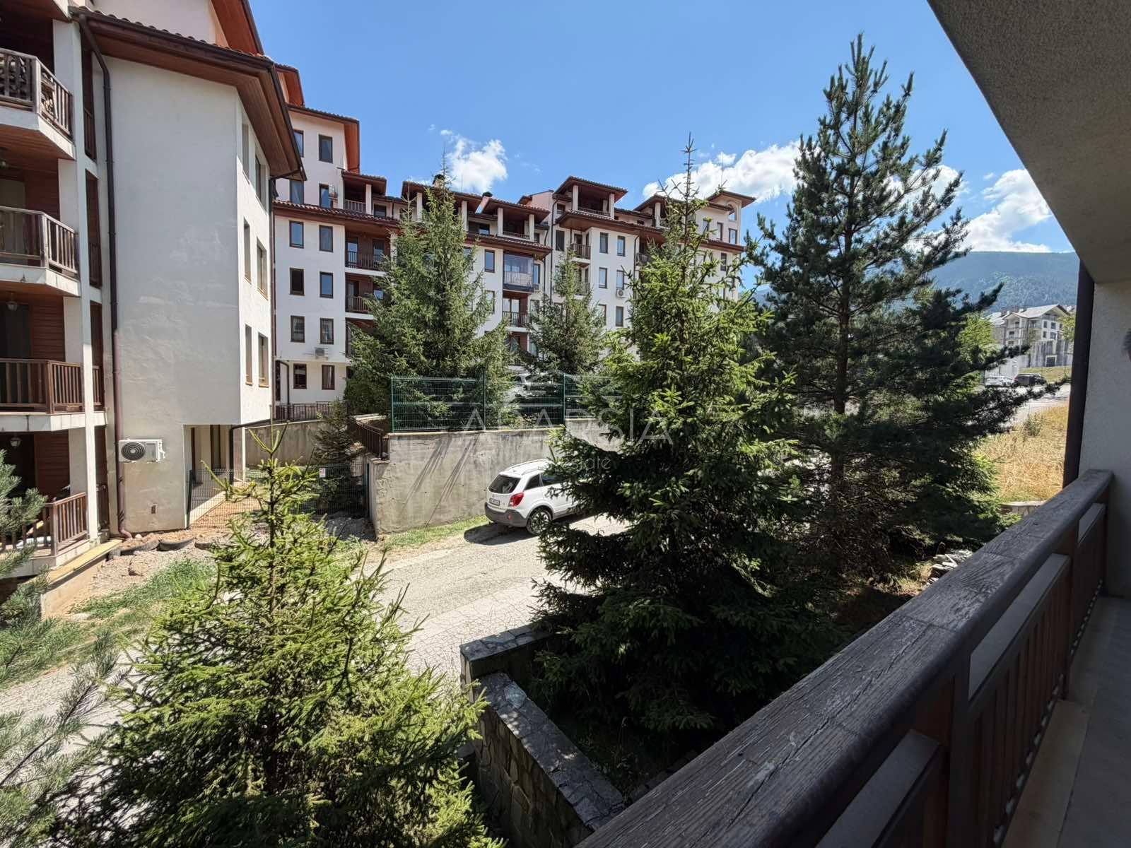 Krb, balkon a hory za dveřmi: apartmán 250 metrů od lanovky v Bansku