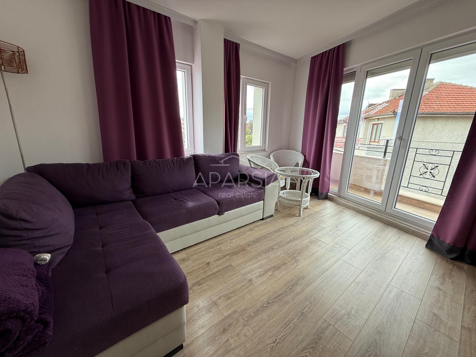 Páté patro, krásný výhled, dvě terasy: ideální pro bydlení i pronájem