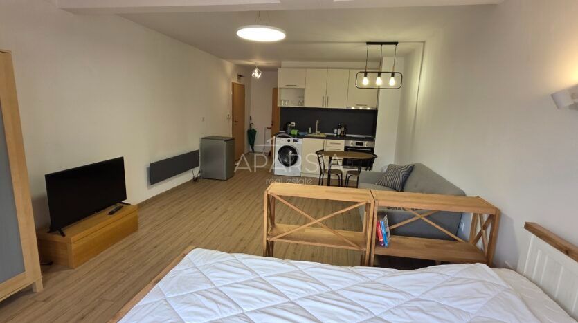 Prostorné studio v Bansku: 52 m² za 52 500 € a poplatek jen 100 € ročně 5