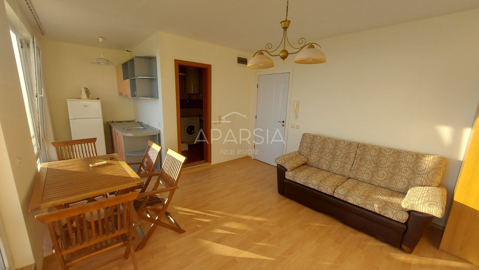 Velkorysých 63 m² za 65 000 €: plně zařízené studio s výhledem na moře 5