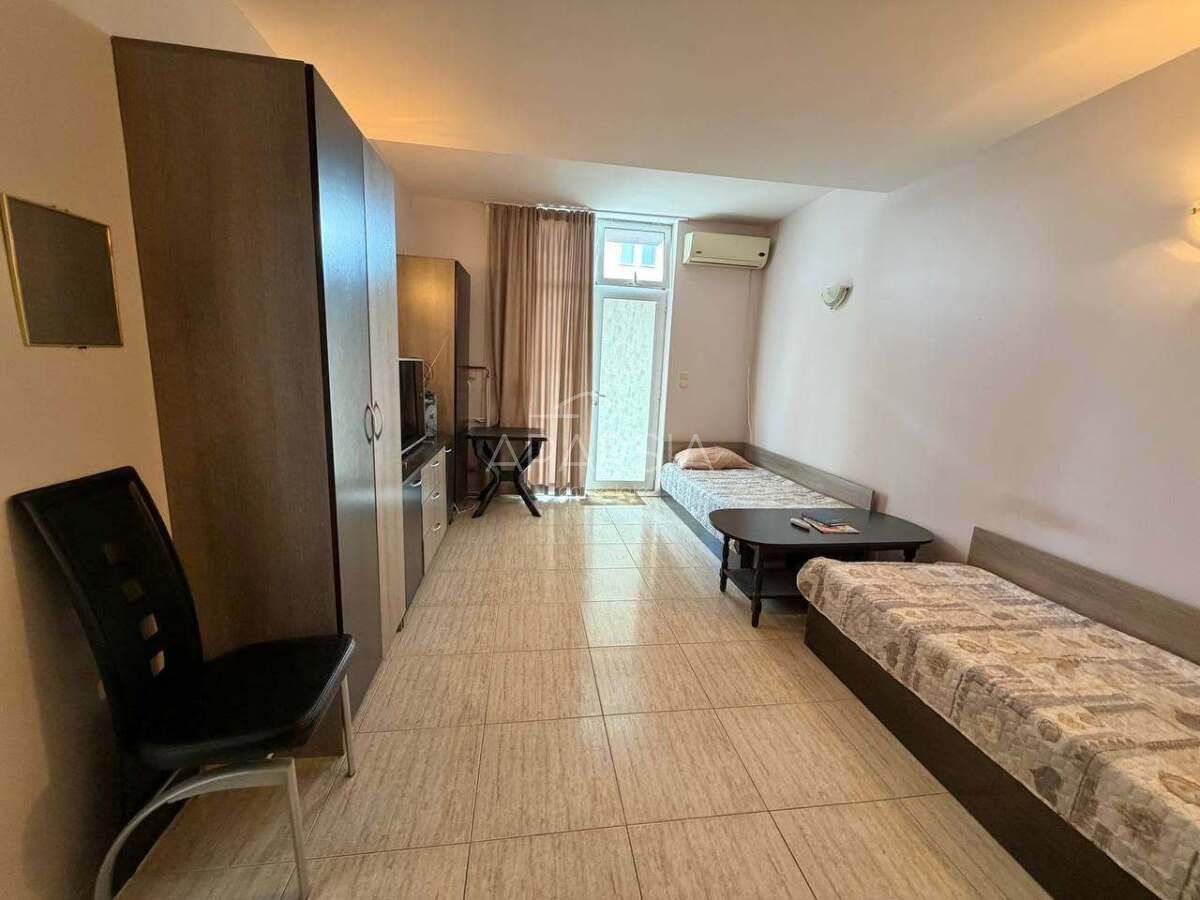 Vlastní místo na Slunečném pobřeží: apartmán s balkonem za 63 000 € 5
