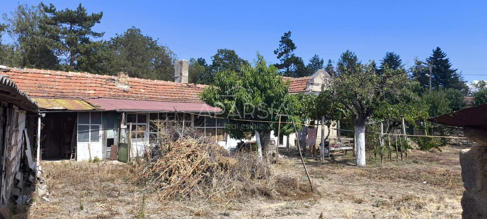 4+1 Family House in Suvorovo with a 785 m² Plot 2